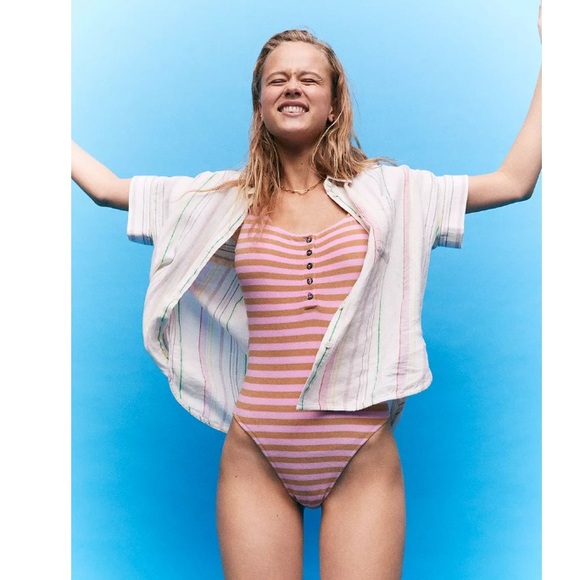 Madewell Linen-Blend Daily Shirt in Rainbow Stripe - Picture 5 of 11